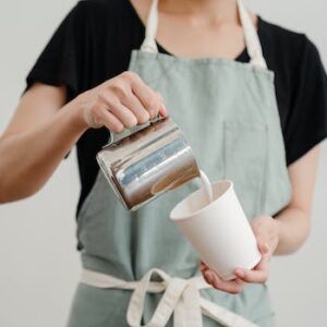 Astuce pour les parents : Préparer une liste de contacts d’urgence pour la Tatie