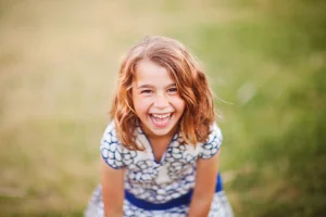 Voici 7 comportements qui montrent qu’un enfant est heureux selon une experte